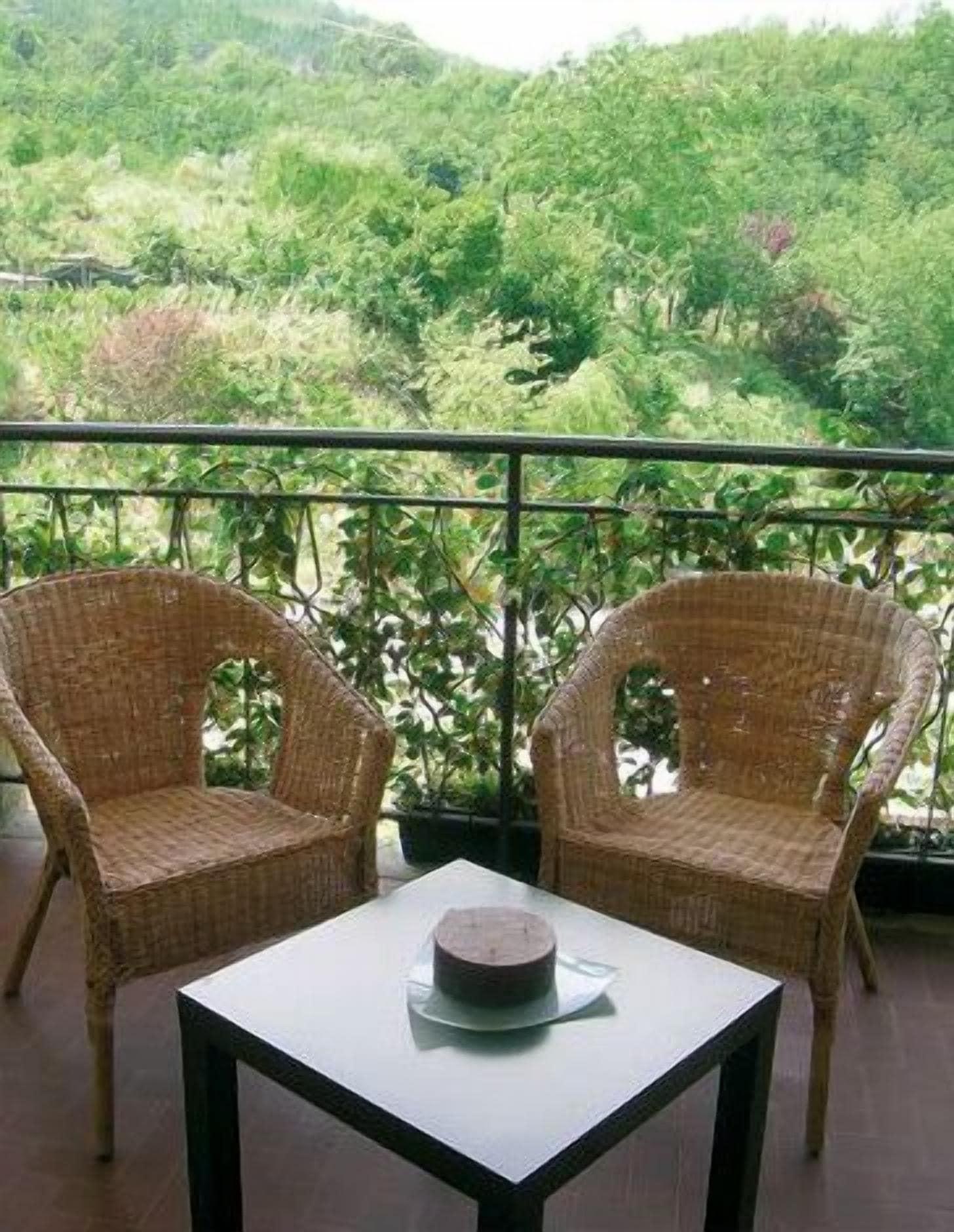 Hotel La Selva 卡莱扎诺 外观 照片