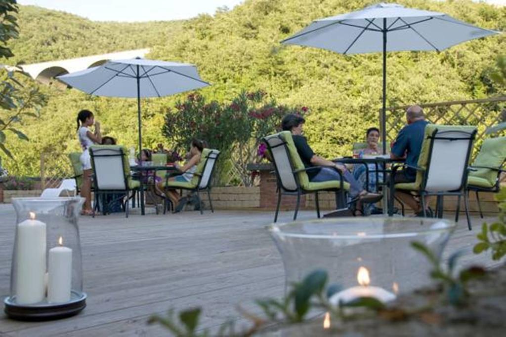 Hotel La Selva 卡莱扎诺 外观 照片